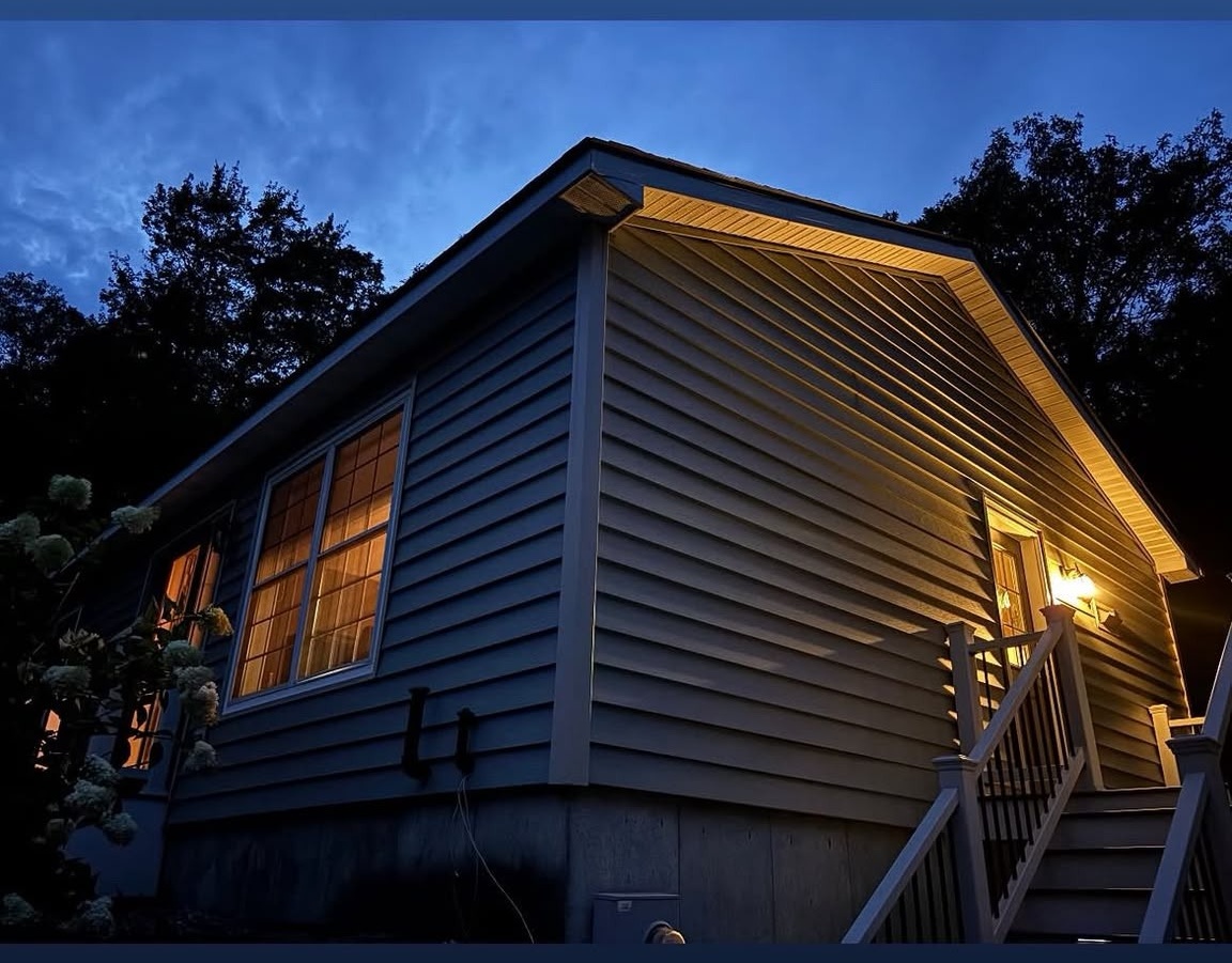 Siding and Soffit Lighting Installation